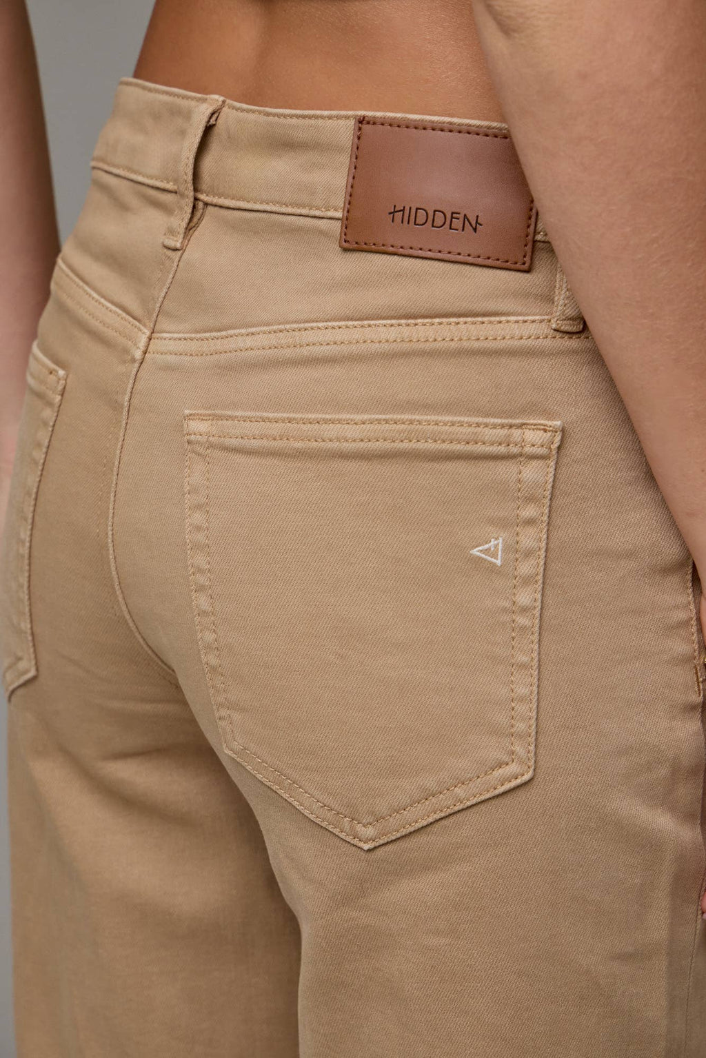 Almond Wash Clean Stretch 32" Inseam Dad Jean